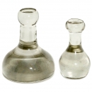 2个白色玻璃瓶熨斗, 约1800年