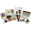 17台小型的玩具和游戏收音机(晶体管收音机)