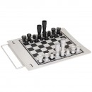 Lens-form Chess Figures