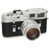 Leica M4 with Summilux 1.4/50 mm   1969年