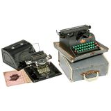 2台板状玩具打字机