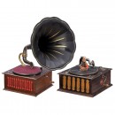 2 Gramophones